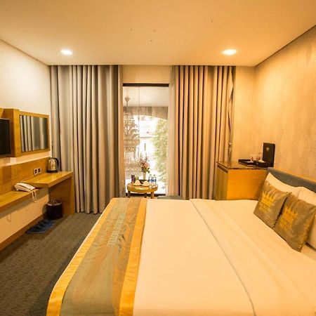 The Blue Airport Hotel Ho Chi Minh City Exterior photo